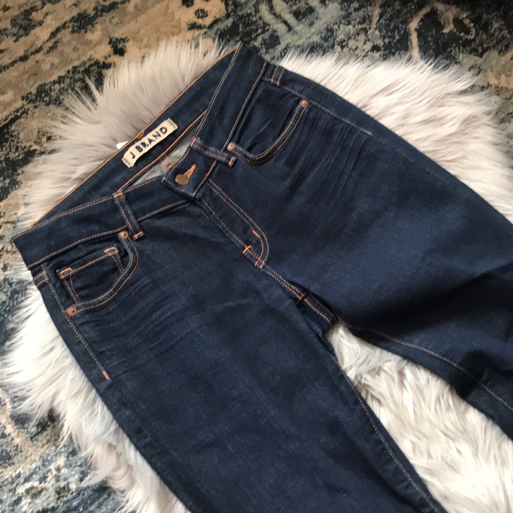 J BRAND SCARLETT BOOTCUT 28